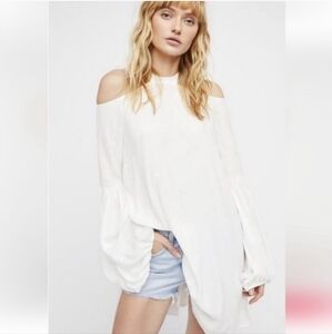 NWT Free People Small Ivory Drift Away Cold Shoulder Long Sleeve Tunic‎ Blouse
